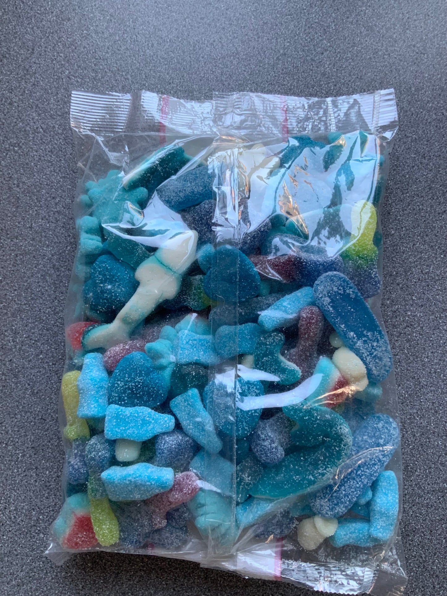 1 kg blue mixed sweets